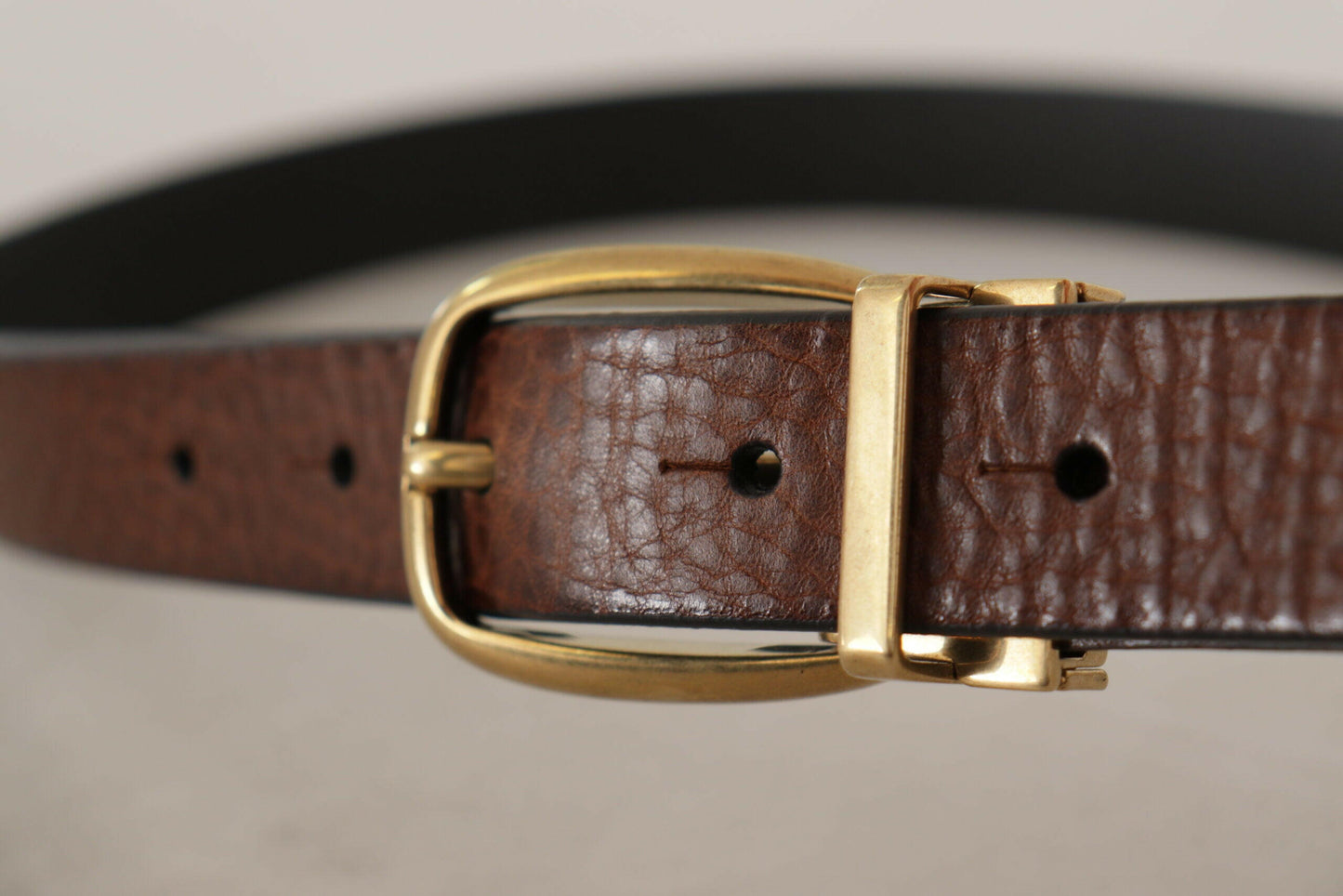 Dolce & Gabbana Elegant Brown Leather Belt with Logo Buckle